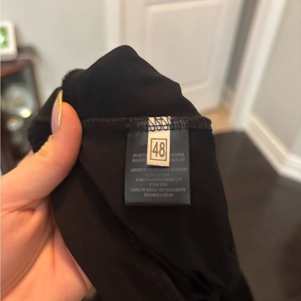 Elegant Black Ruffle Pencil Skirt - Picture 3 of 3